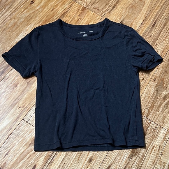 American Eagle Black Baby Tee - Picture 3 of 5